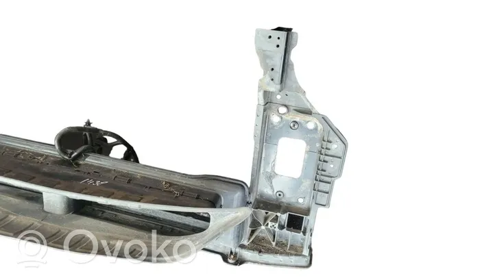 Hyundai i40 Traverse inférieur support de radiateur 