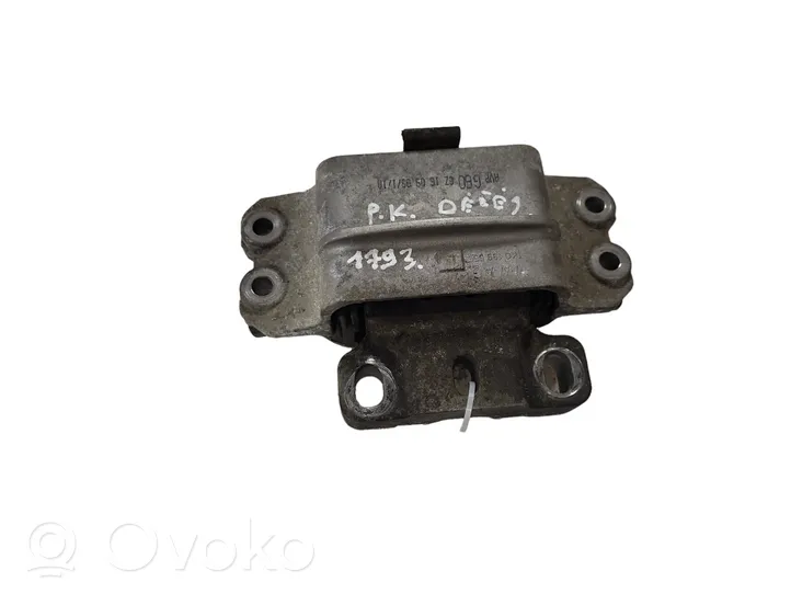 Volkswagen Golf V Supporto di montaggio del motore 1K0199555