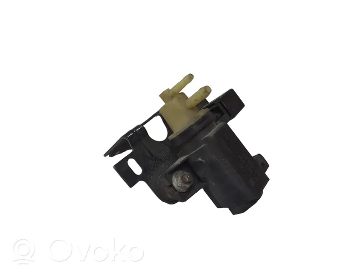 Opel Insignia A Turbo solenoid valve 55563534