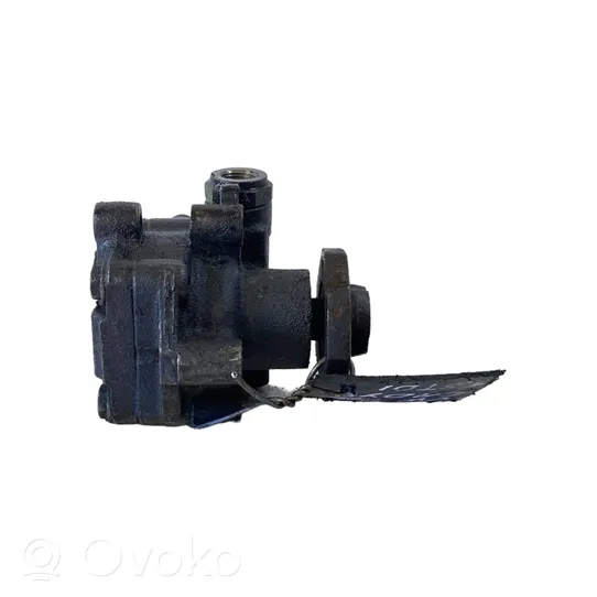 Volkswagen Caddy Power steering pump 