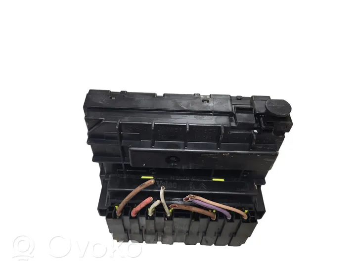 Citroen C4 Grand Picasso Module de fusibles 9661708080