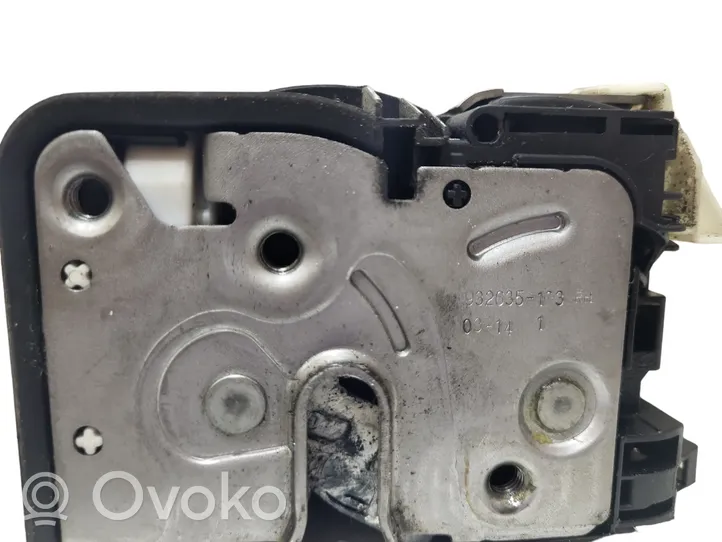 Volvo V40 Etuoven lukko 932635103