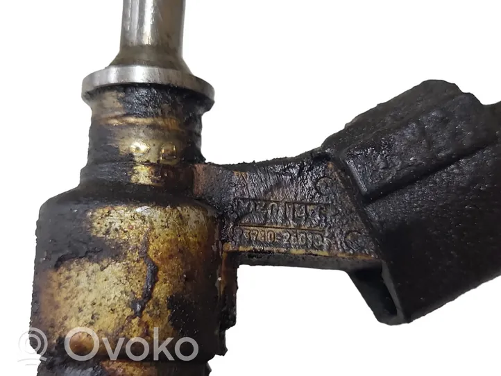 Toyota Corolla Verso E121 Injecteur de carburant 2371026015