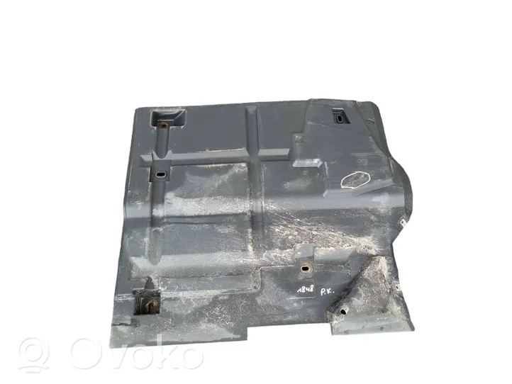 Ford Mondeo MK IV Copertura/vassoio sottoscocca anteriore 6M2111133AE