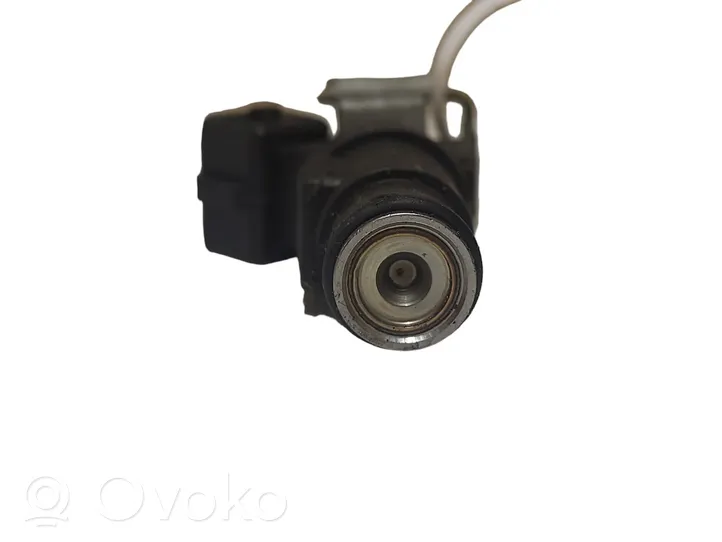 Citroen C3 Fuel injector 01F002A