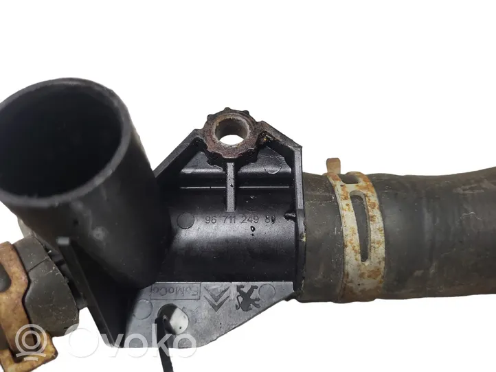 Volvo V40 Tuyau de liquide de refroidissement moteur 9671124980