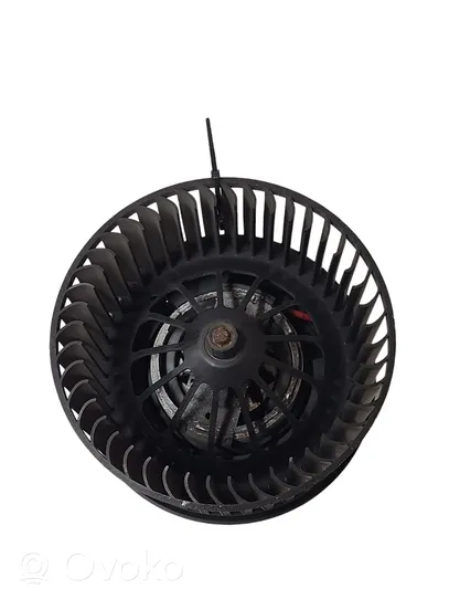 Volvo V40 Ventola riscaldamento/ventilatore abitacolo AV6N18456