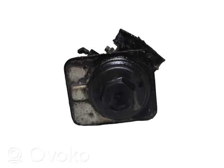 Volkswagen PASSAT B6 Halterung Ölfilter / Ölkühler 045115389H