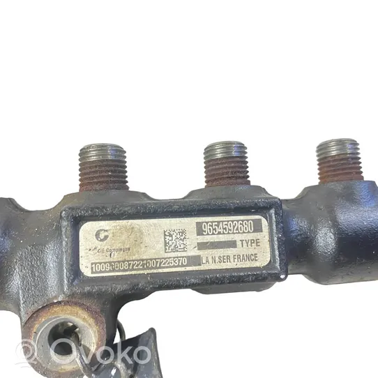 Citroen C4 I Tuyau de conduite principale de carburant 9654592680