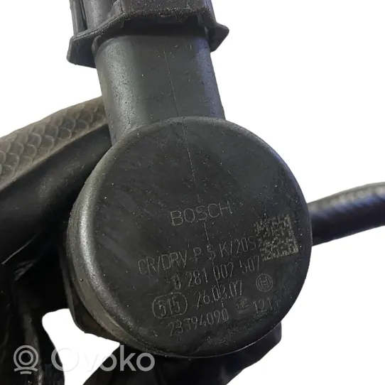 Opel Antara Kraftstoffverteiler Einspritzleiste Verteilerrohr 96440398