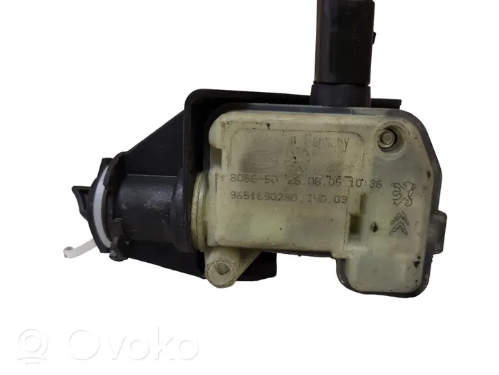 Peugeot 407 Verrouillage du bouchon du réservoir de carburant 9651690280