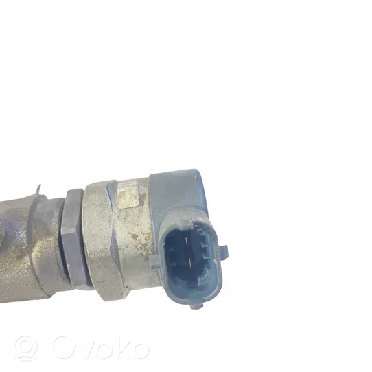 Volvo XC90 Tuyau de conduite principale de carburant 30757146