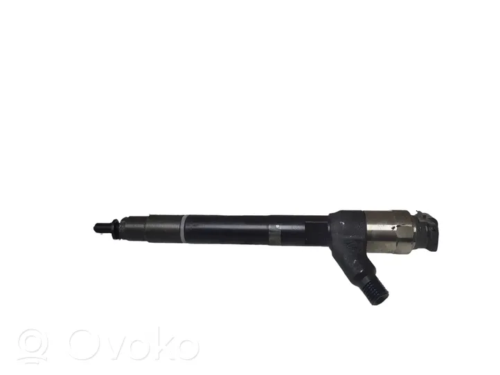 Opel Astra K Fuel injector 55570012