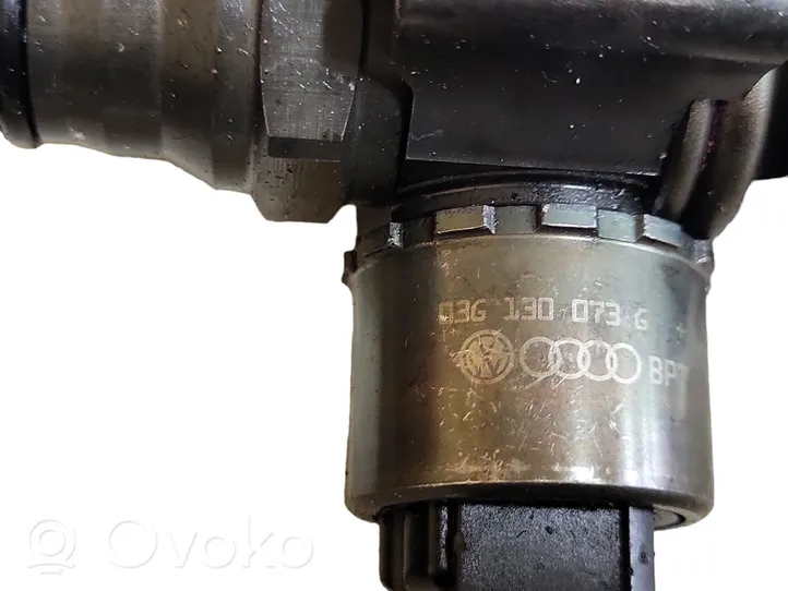 Audi A4 S4 B7 8E 8H Injecteur de carburant 03G130073G