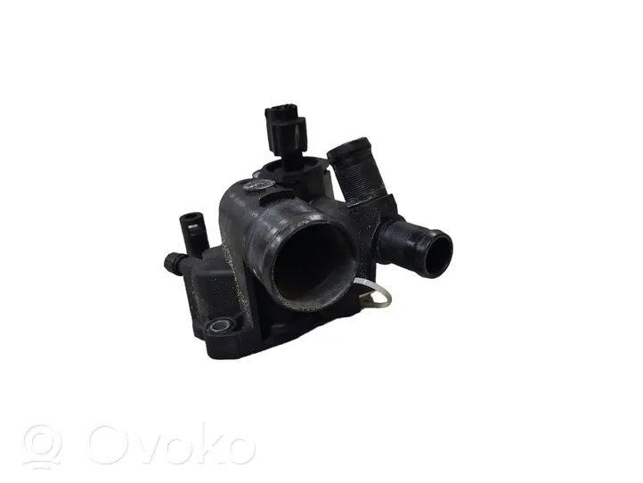 Renault Laguna III Termostaatin kotelo 8200801571