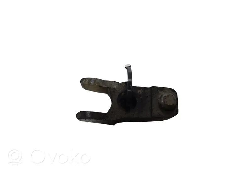 Volkswagen II LT Fuel Injector clamp holder 