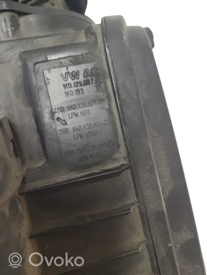 Citroen C3 Caja del filtro de aire 1K0129684