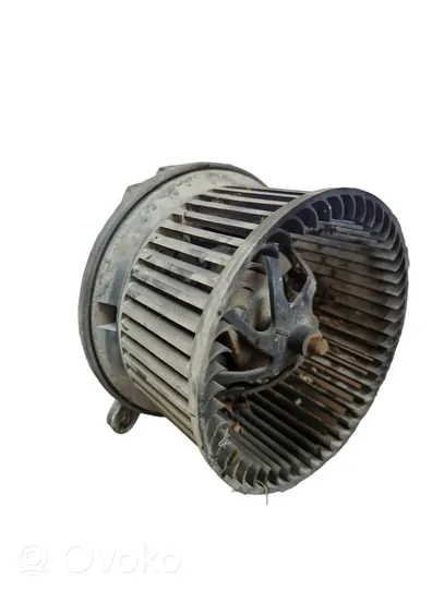 Volkswagen II LT Pečiuko ventiliatorius/ putikas 663329W