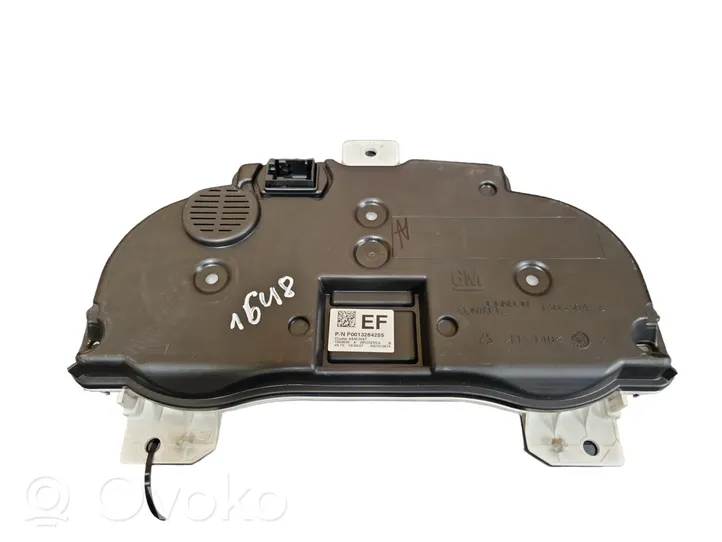 Opel Corsa D Speedometer (instrument cluster) 1303304