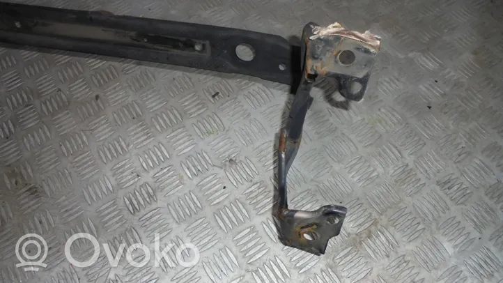 Volvo V40 Traverse inférieur support de radiateur 