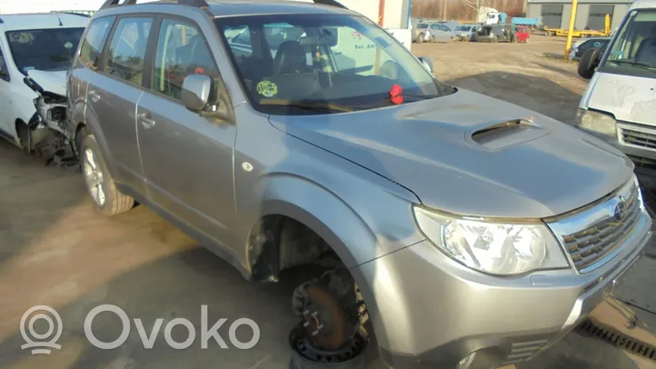 Subaru Forester SH Guarnizione in gomma portellone 