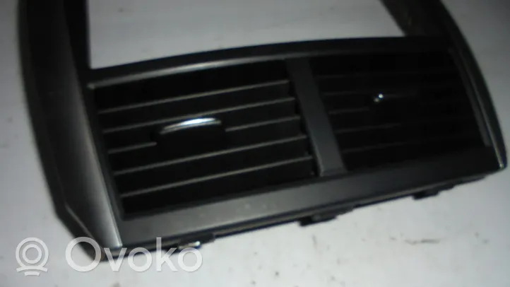 Subaru Forester SH Griglia di ventilazione posteriore 66110FG020