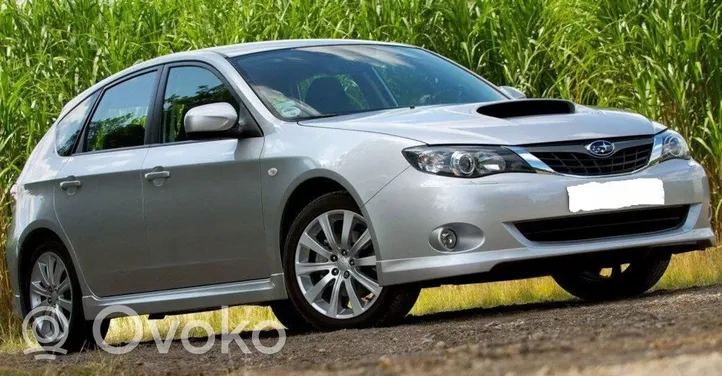 Subaru Impreza IV Fusée d'essieu de moyeu de la roue avant 