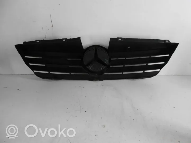 Mercedes-Benz Vaneo W414 Atrapa chłodnicy / Grill 