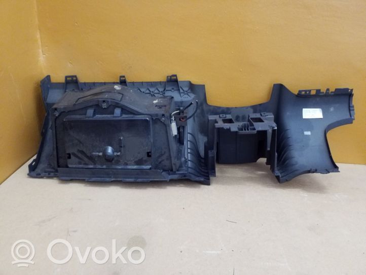 Volkswagen Touareg I Set vano portaoggetti 7L6858904A