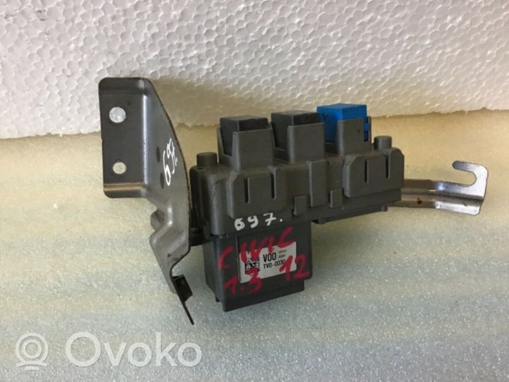 Honda Civic IX Module de fusibles TV00030