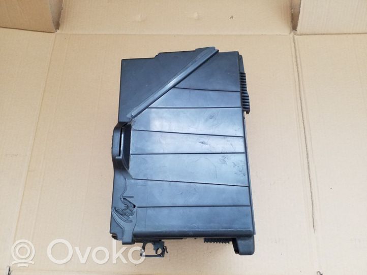 Peugeot 5008 Support boîte de batterie 9663615380