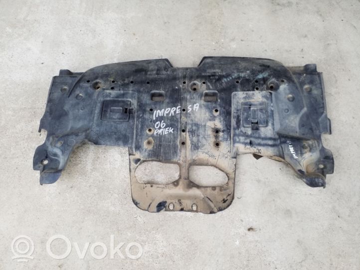 Subaru Impreza II Moottorin alustan välipohjan roiskesuoja 56417AG040