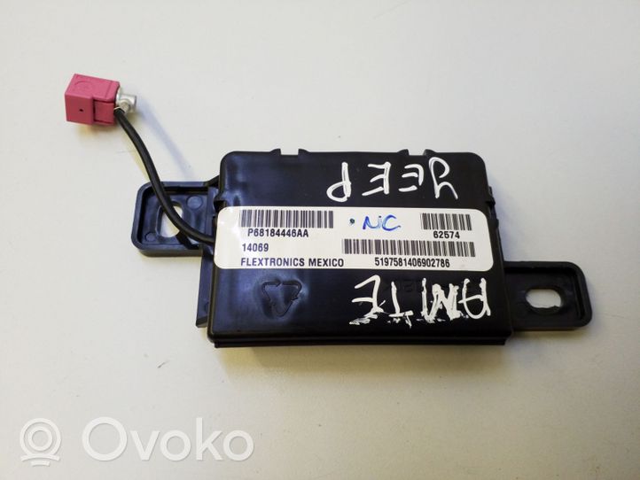 Jeep Cherokee Module unité de contrôle d'antenne P68184446AA