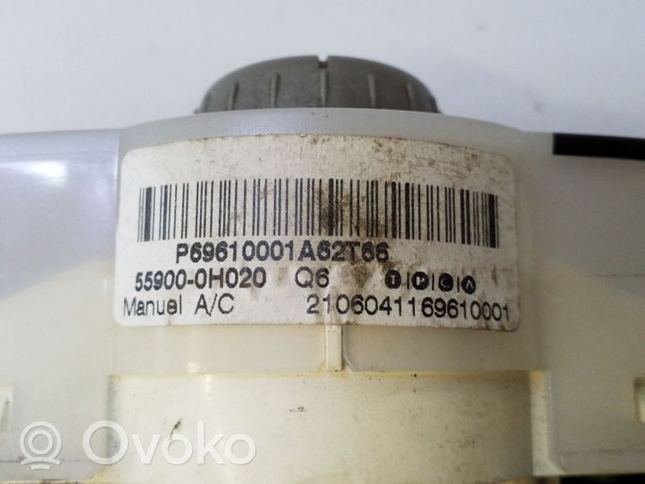 Toyota Aygo AB10 Ilmastoinnin ohjainlaite 559000H020