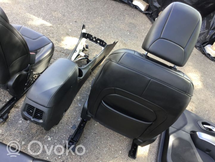 Jeep Cherokee Fotele / Kanapa / Boczki / Komplet OEM