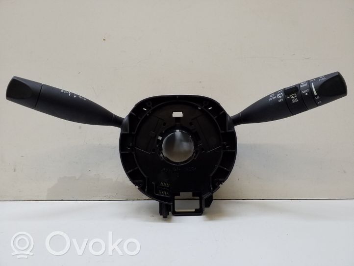 Jeep Cherokee Leva/interruttore dell’indicatore di direzione e tergicristallo P68141121AF