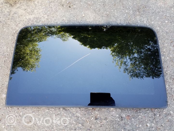 Chrysler Pacifica Sunroof glass 30024771