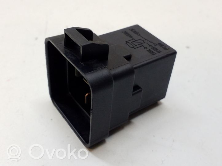 Dodge Grand Caravan Coolant fan relay 68137916AA