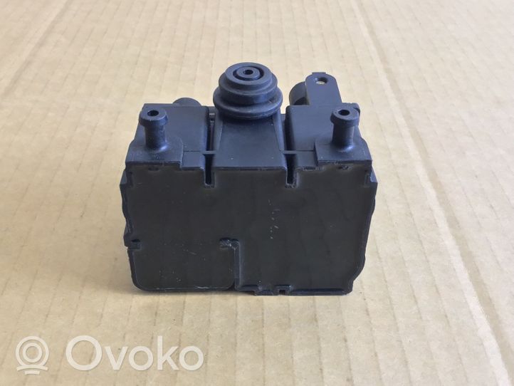 Land Rover Range Rover Sport L494 Blocco valvola della sospensione pneumatica CPLA5B710BB