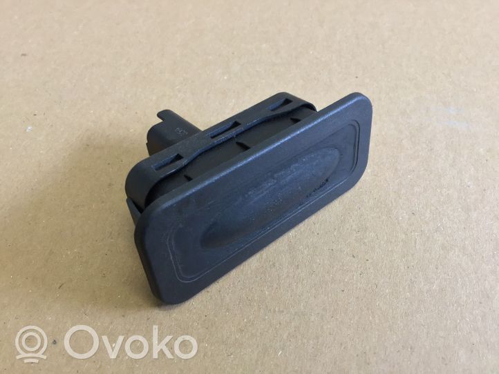 Renault Scenic III -  Grand scenic III Tailgate opening switch 8200076256