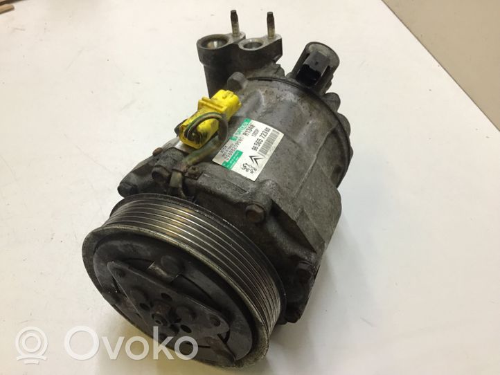 Peugeot 607 Ilmastointilaitteen kompressorin pumppu (A/C) 9656572380