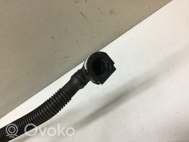 Toyota RAV 4 (XA50) Tuyau de remplissage de réservoir de carburant 7774512110