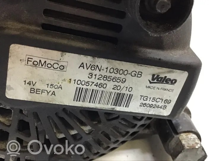 Volvo V60 Alternator 31285659