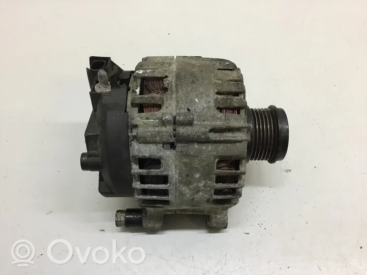 Volvo V60 Alternator 31285659