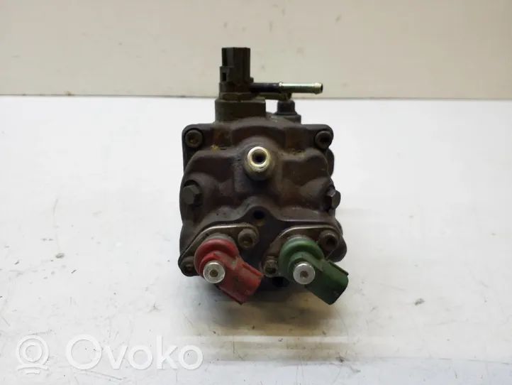 Nissan X-Trail T30 Pompe d'injection de carburant à haute pression 167008H801