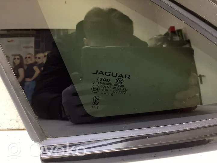 Jaguar E-Pace Rear side window/glass 