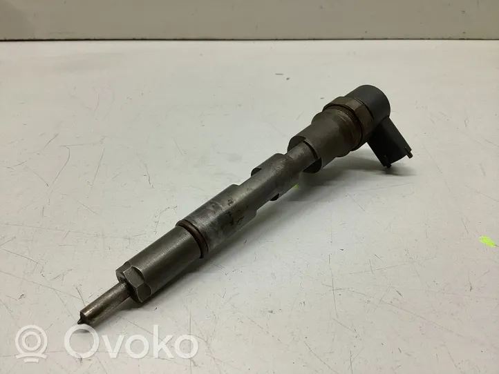 Chrysler Voyager Injecteur de carburant 0445110059