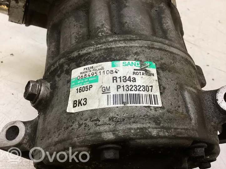 Opel Insignia A Air conditioning (A/C) compressor (pump) P13232307