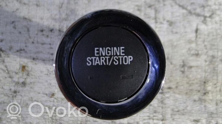 Opel Insignia B Przycisk zapłonu Start / Stop 