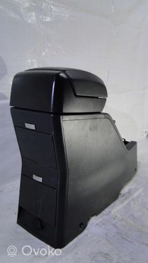 Opel Antara Center console 